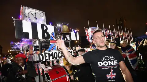Los británicos celebran el Brexit Los británicos celebran el Brexit