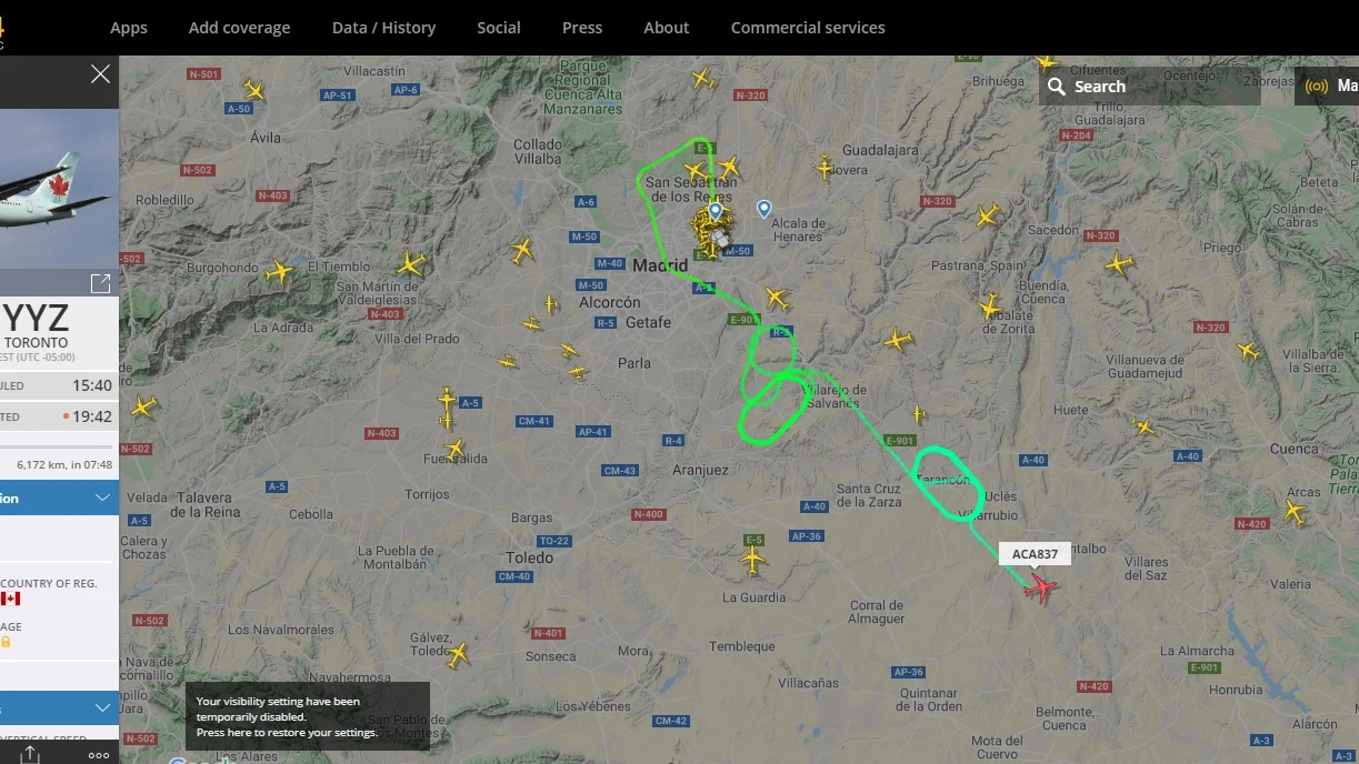 Recorrido del avi&oacute;n de Air Canada que no puede aterrizar en Madrid