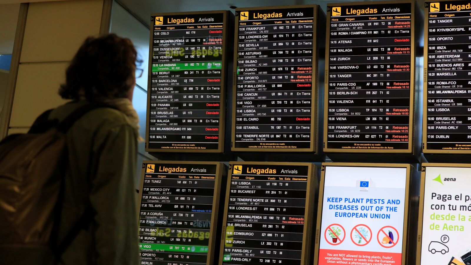 Cierran el espacio aéreo del aeropuerto de Barajas durante una hora ante la presencia de drones