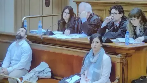 Albert López y Rosa Peral en el juicio del crimen de la Guardia Urbana Albert López y Rosa Peral en el juicio del crimen de la Guardia Urbana