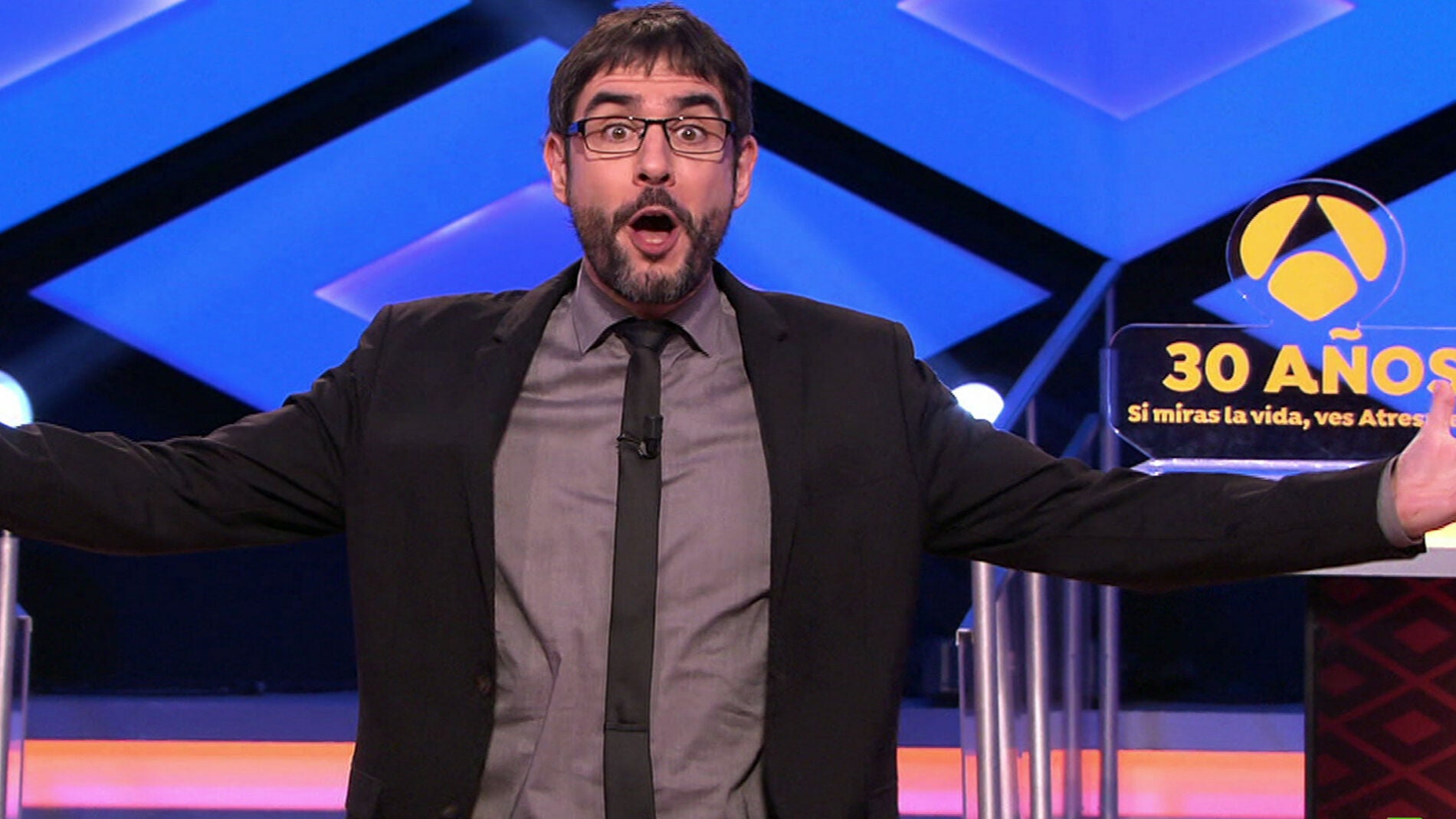 El lunes, 'Los Lobos' y 'Los Dispersos' se enfrentar&aacute;n para celebrar el 30 aniversario de Antena 3