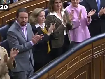 Las diferencias entre esta apertura de la Legislatura y la anterior: Pablo Iglesias y los ministros de Unidas Podemos sí aplauden al Rey Las diferencias entre esta apertura de la Legislatura y la anterior: Pablo Iglesias y los ministros de Unidas Podemos sí aplauden al Rey