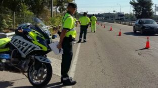 Control de carretera de la Guardia Civil