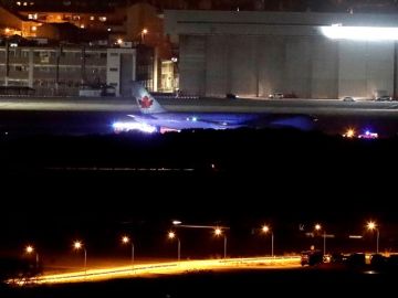 El avión de Air Canada averiado aterriza con éxito