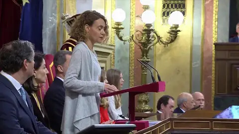 La presidenta del Congreso pide que no se dediquen a crear problemas que no existen La presidenta del Congreso pide que no se dediquen a crear problemas que no existen