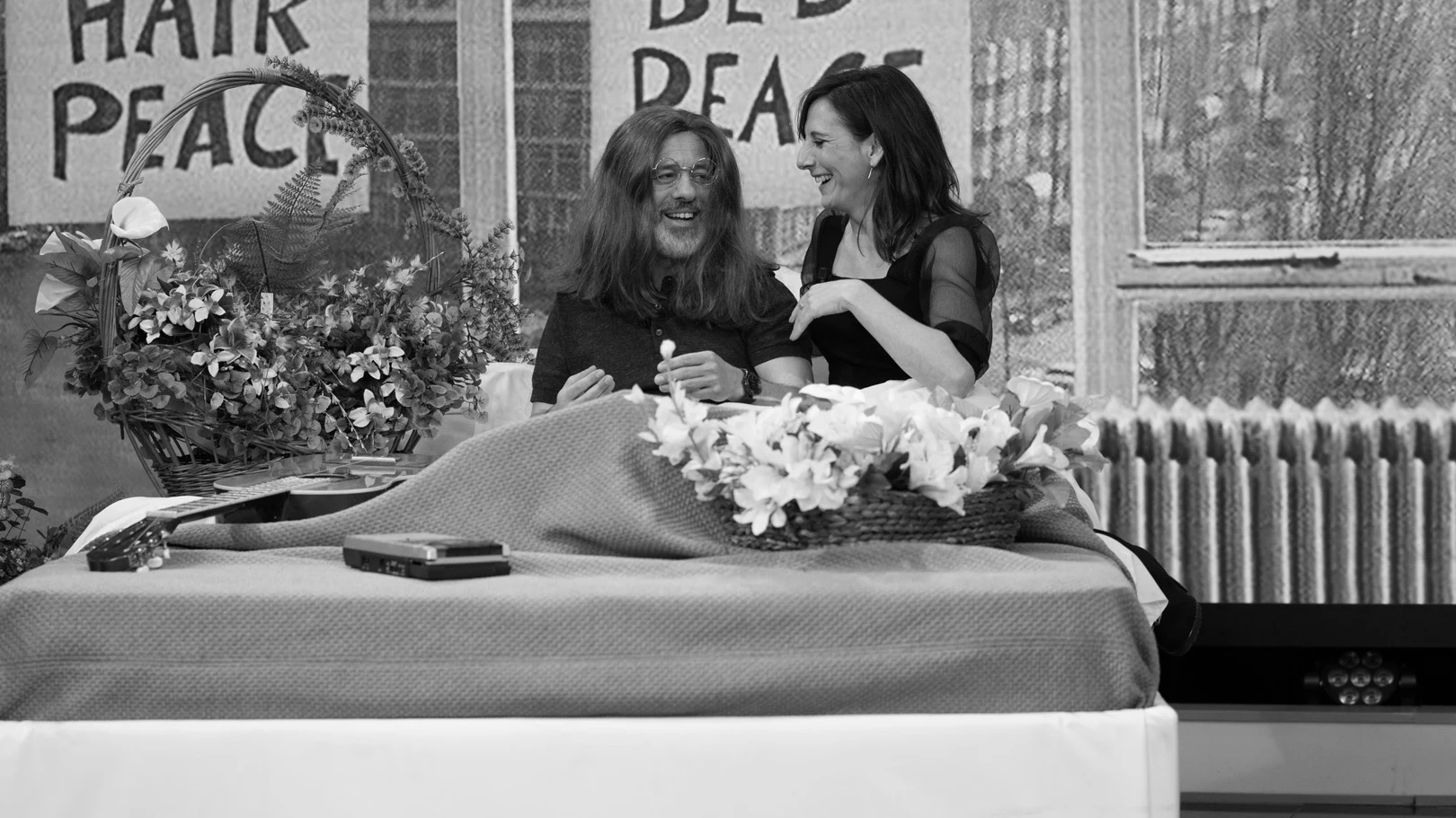 'El Hormiguero 3.0' recrea las fotografías más míticas con Malena Alterio y Javier Gutiérrez como protagonistas