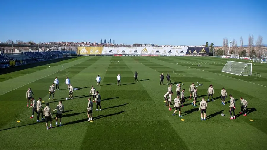 Campo de entrenamiento del Real Madrid en Valdebebas. Campo de entrenamiento del Real Madrid en Valdebebas.