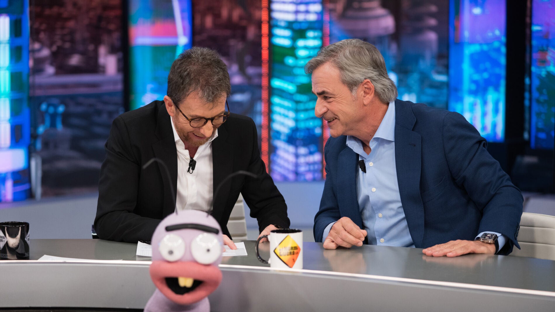 El divertido homenaje de Trancas y Barrancas a Carlos Sainz y su copiloto Lucas