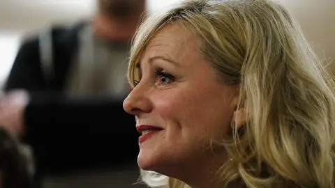 Una diputada británica es criticada por su vestimenta Una diputada británica es criticada por su vestimenta
