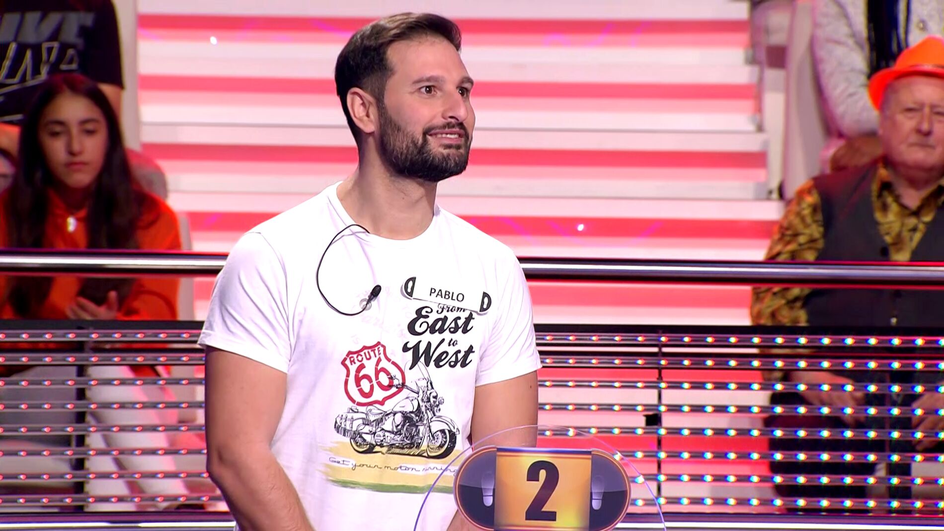 Pablo, el concursante al que se van a rifar en '&iexcl;Ahora caigo!' por su doble profesi&oacute;n