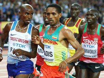 Abadi Hadis, junto a Mo Farah en 2017