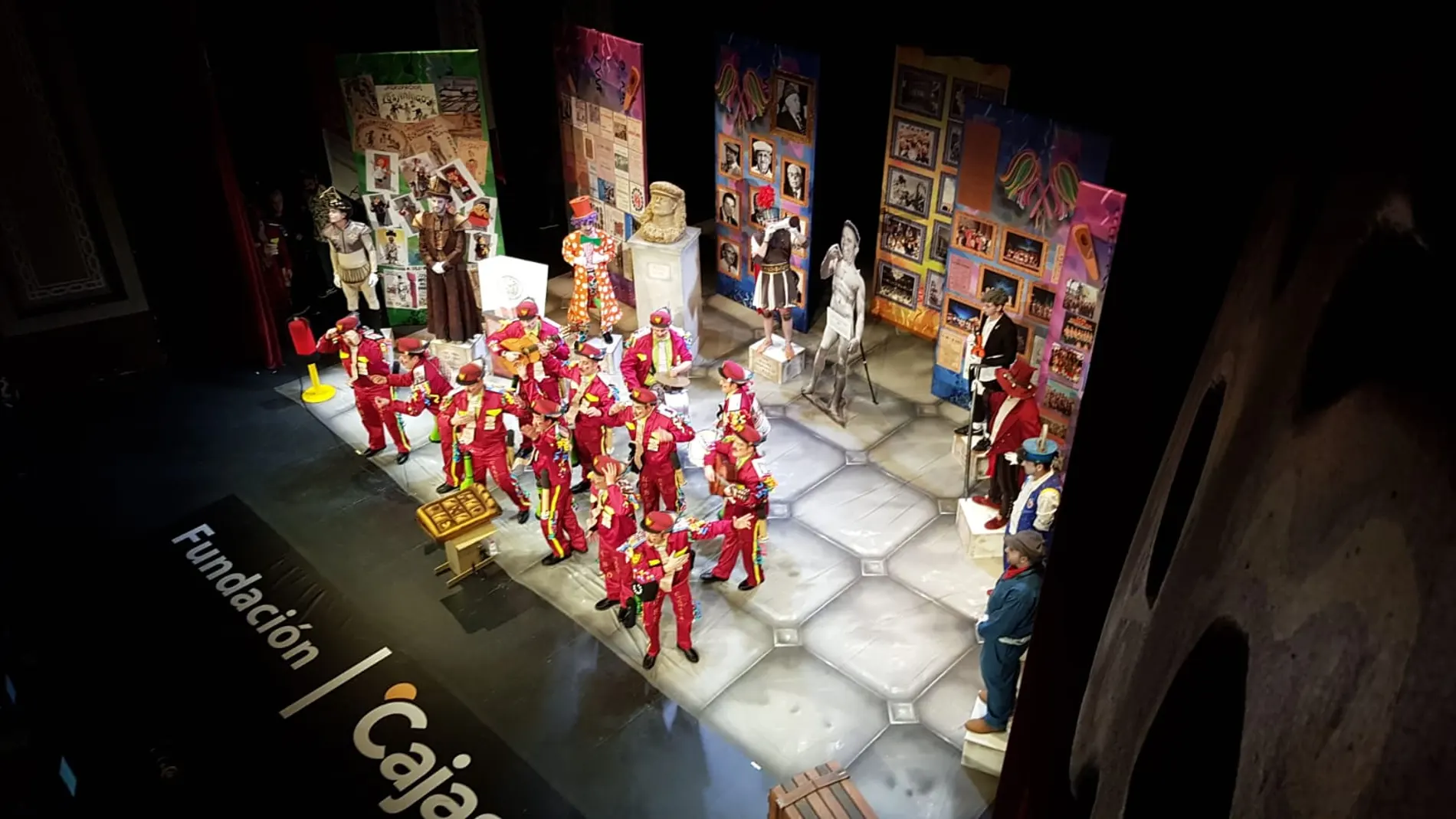 Chirigota "Noche en el museo" - COAC 2020 p18 Chirigota "Noche en el museo" - COAC 2020 p18