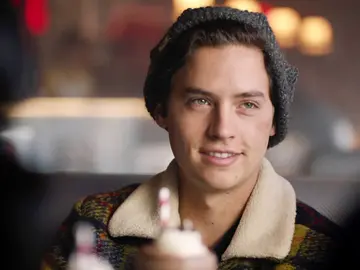 Cole Sprouse como Jughead en 'Riverdale' Cole Sprouse como Jughead en 'Riverdale'