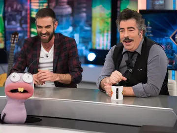 Trancas y Barrancas ponen a prueba la sinceridad de Jon Plazaola y Agustín Jiménez en 'El Hormiguero 3.0' Trancas y Barrancas ponen a prueba la sinceridad de Jon Plazaola y Agustín Jiménez en 'El Hormiguero 3.0'