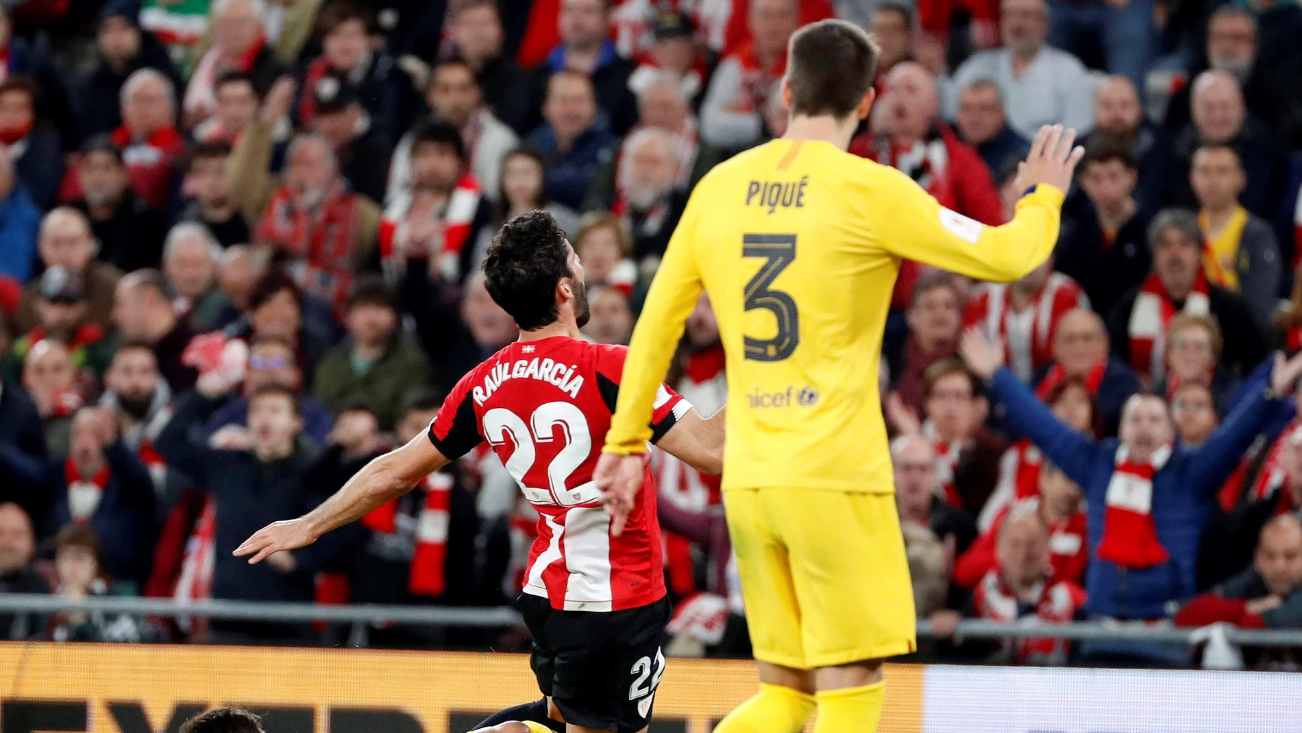 Gerard Piqué, en el partido ante el Athletic en San Mamés Gerard Piqué, en el partido ante el Athletic en San Mamés