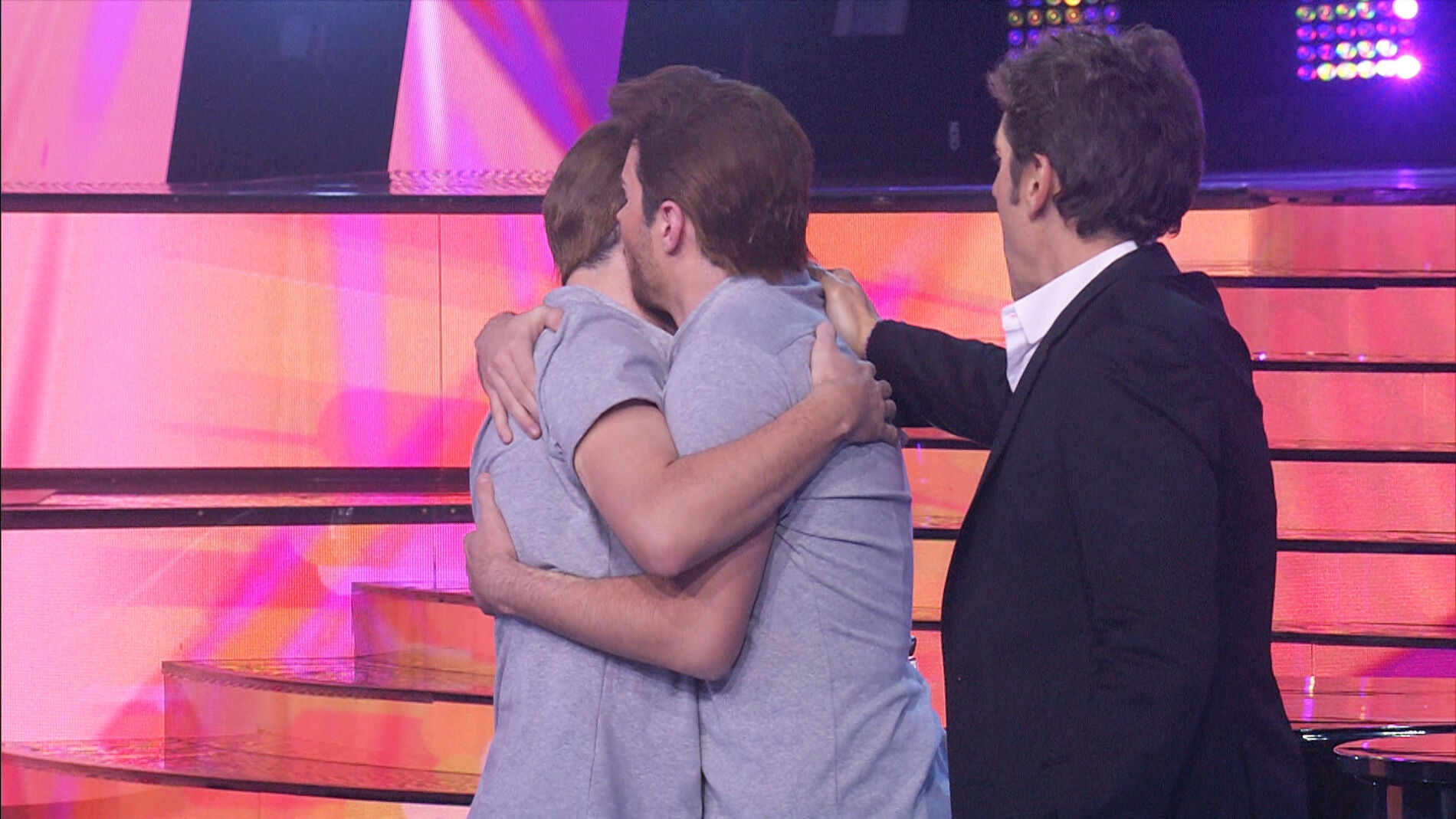 Sentimientos a flor de piel con la actuaci&oacute;n de Gemeliers como Pablo Albor&aacute;n