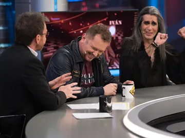 El Monaguillo sufre un gaseoso percance en directo en 'El Hormiguero 3.0' El Monaguillo sufre un gaseoso percance en directo en 'El Hormiguero 3.0'