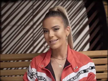 María Isabel, la niña que hizo historia en Eurovisión con su 'Antes muerta que sencilla': "La gente se volvió loca" María Isabel, la niña que hizo historia en Eurovisión con su 'Antes muerta que sencilla': "La gente se volvió loca"