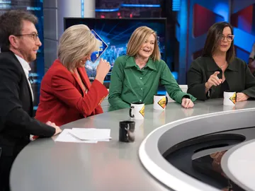 Julia Otero, Àngels Barceló y Pepa Fernández destapan los mensajes ocultos que aprovechan a mandar a través de la radio Julia Otero, Àngels Barceló y Pepa Fernández destapan los mensajes ocultos que aprovechan a mandar a través de la radio