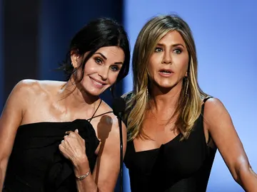 Courteney Cox y Jennifer Aniston Courteney Cox y Jennifer Aniston