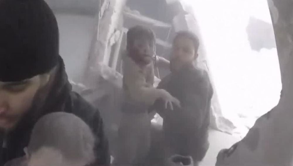 Rescate de tres niñas en Siria