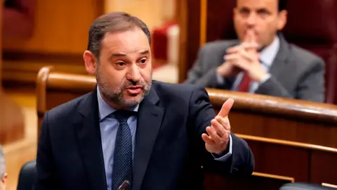 El ministro de Transportes, Movilidad y Agenda Urbana, José Luis Ábalos durante la sesión de control al Gobierno celebrada, este miércoles, en el Congreso. El ministro de Transportes, Movilidad y Agenda Urbana, José Luis Ábalos durante la sesión de control al Gobierno celebrada, este miércoles, en el Congreso