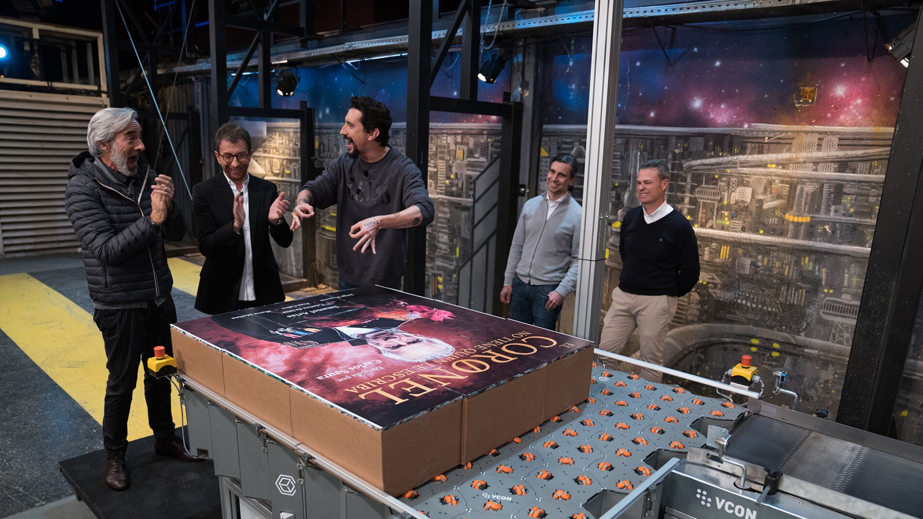 Marron realiza un homenaje nunca visto a Imanol Arias en 'El Hormiguero 3.0'