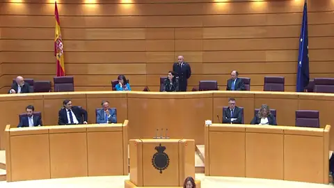 Delcygate: Sánchez pide al PP que "pase de pantalla" y Maroto le acusa de haber dado la orden a Ábalos y de mentir Delcygate: Sánchez pide al PP que "pase de pantalla" y Maroto le acusa de haber dado la orden a Ábalos y de mentir