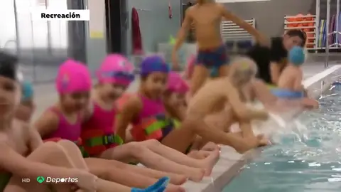 Impiden nadar en una piscina de Barcelona a unos niños italianos por miedo al coronavirus Impiden nadar en una piscina de Barcelona a unos niños italianos por miedo al coronavirus