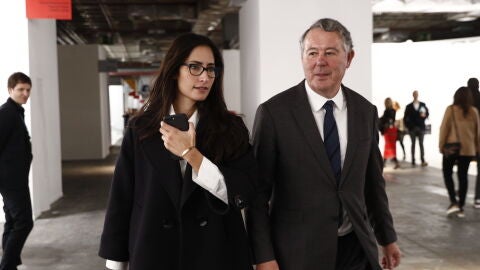  Rachel Valdés junto al exministro José María Michavila