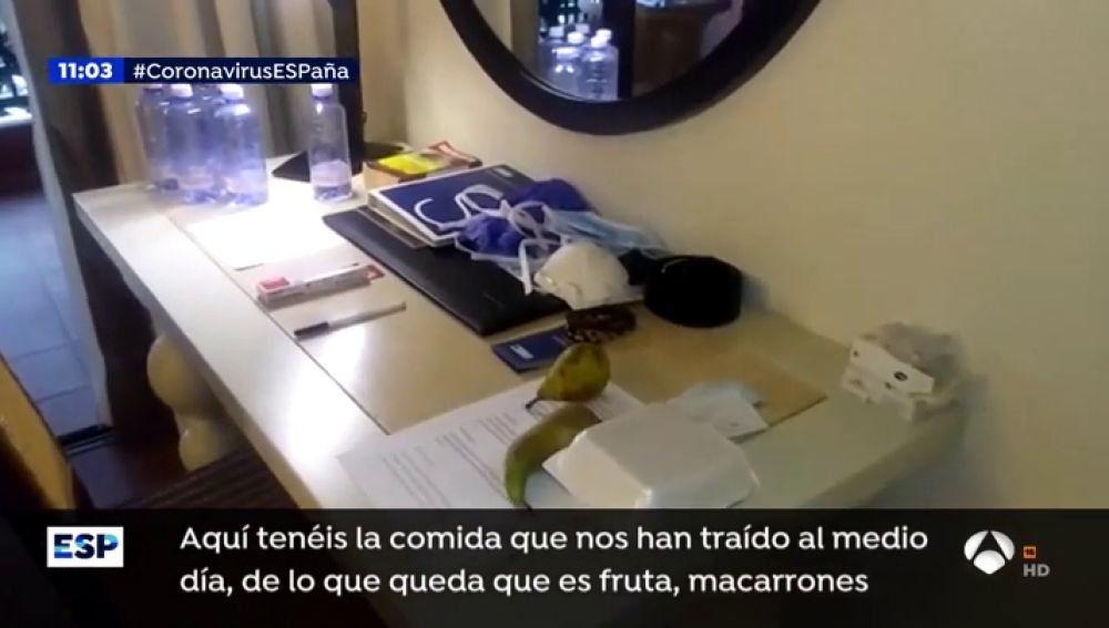 ¿Cómo está siendo la vida de los 1.000 confinados por el coronavirus en el hotel 'blindado' de Tenerife?
