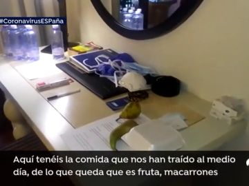 ¿Cómo está siendo la vida de los 1.000 confinados por el coronavirus en el hotel 'blindado' de Tenerife?