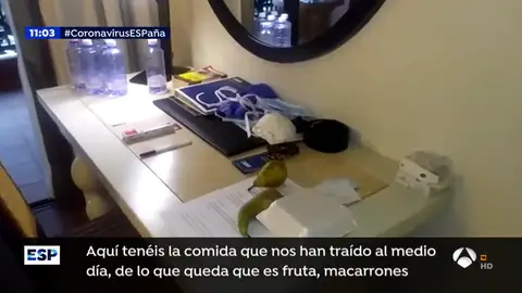 ¿Cómo está siendo la vida de los 1.000 confinados por el coronavirus en el hotel 'blindado' de Tenerife? ¿Cómo está siendo la vida de los 1.000 confinados por el coronavirus en el hotel 'blindado' de Tenerife?