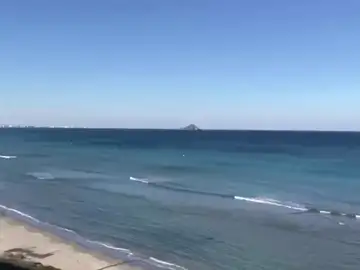 Un avión del Ejército del Aire se estrella frente a La Manga Un avión del Ejército del Aire se estrella frente a La Manga