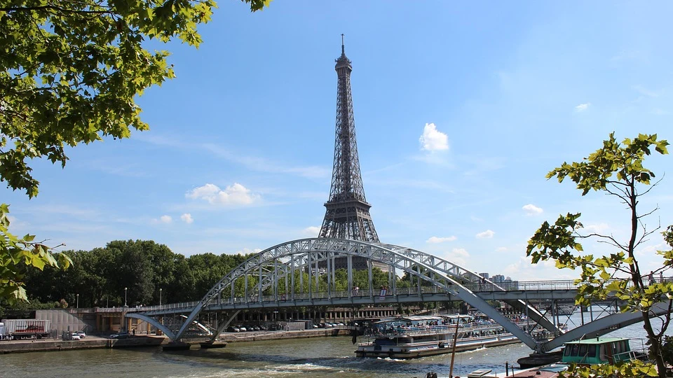 Par&iacute;s