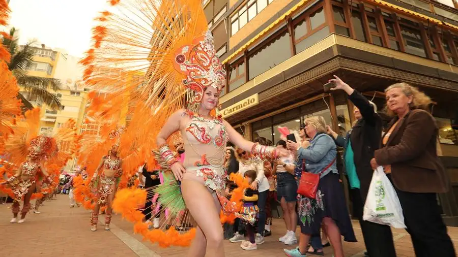 Carnaval Las Palmas 2020: Cortes de tráfico y horario de las guaguas en la Cabalgata hoy Carnaval Las Palmas 2020: Cortes de tráfico y horario de las guaguas en la Cabalgata hoy