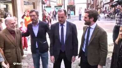 Pablo Casado a Pedro Sánchez: ¿Hasta cuándo va a mantener el escarnio de una mesa de autodeterminación?