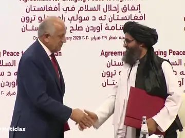 REEMPLAZO Estados Unidos y los talibanes firman un acuerdo de paz REEMPLAZO Estados Unidos y los talibanes firman un acuerdo de paz