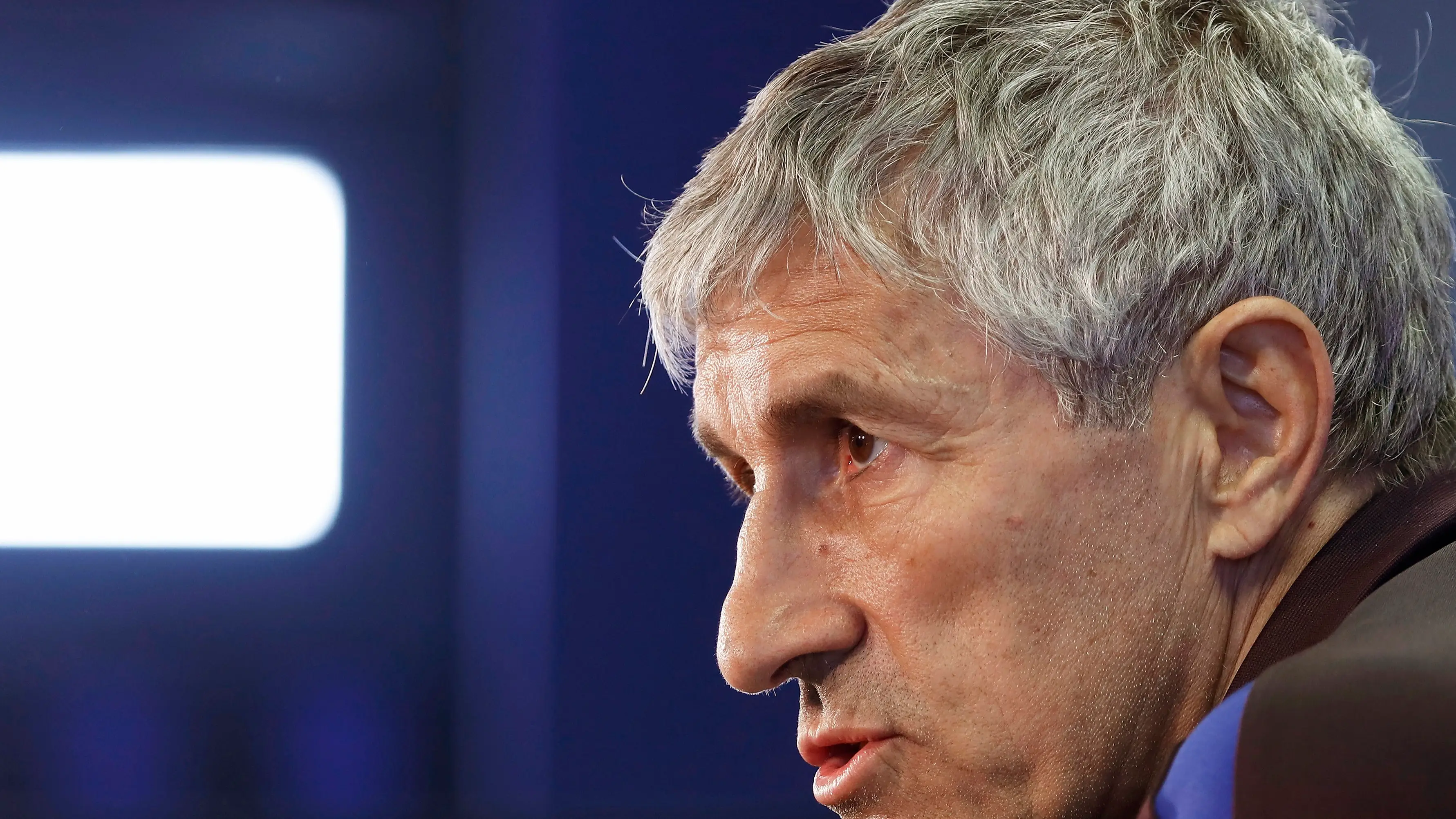 Quique Seti&eacute;n, en rueda de prensa