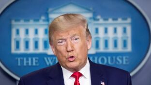 Imagen de Donald Trump durante la conferencia en la Casa Blanca sobre el coronavirus.