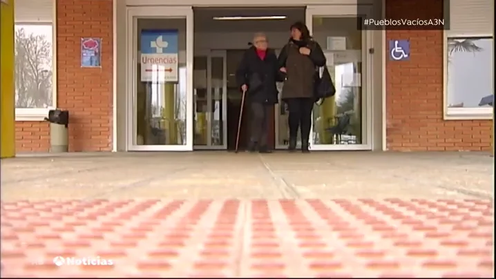 El Ayuntamiento de Villarcayo propone contratar a médicos sin el MIR para cubrir las vacantes libres El Ayuntamiento de Villarcayo propone contratar a médicos sin el MIR para cubrir las vacantes libres