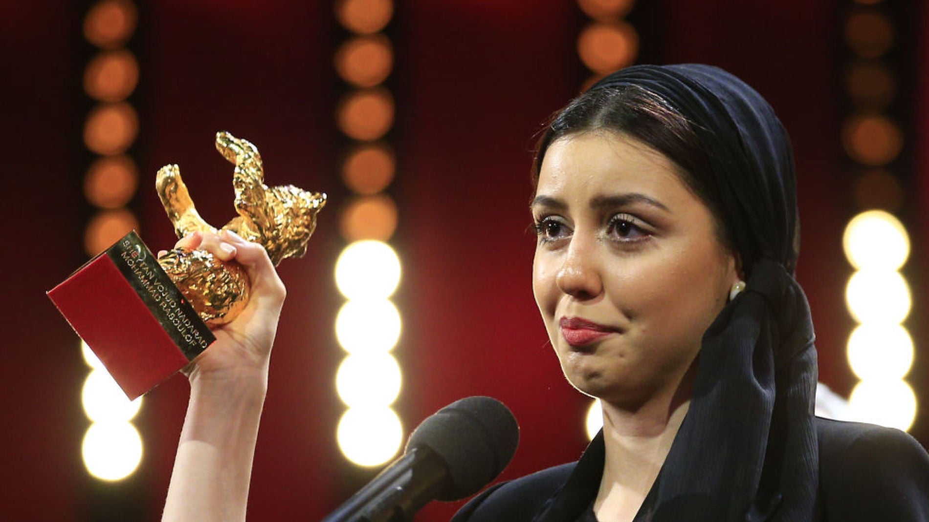 Baran Rasoulof, hija de Muhammed Rasoulof, recoge el premio