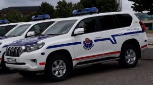 Coche patrulla de la Ertzaintza (Archivo)