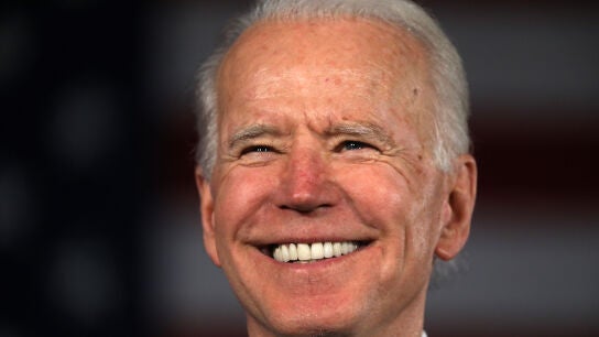 Joe Biden, sonriente tras su victoria en Carolina del Sur