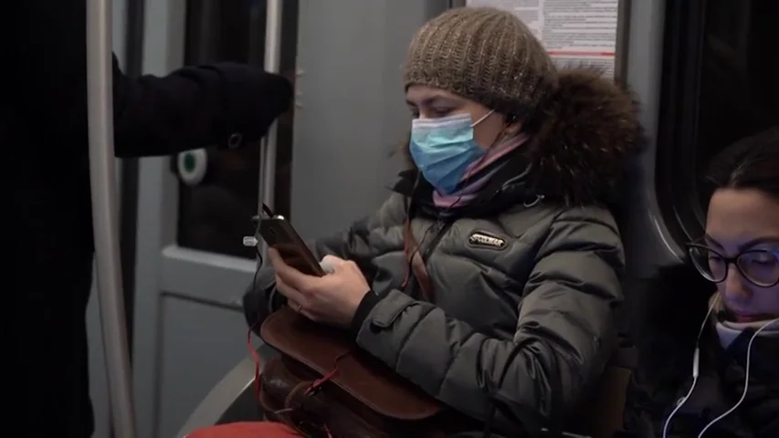 Prohibido acercarse a menos de un metro a otras personas en las zonas de Italia afectadas por el coronavirus Prohibido acercarse a menos de un metro a otras personas en las zonas de Italia afectadas por el coronavirus