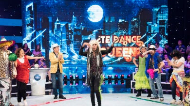 ¿Qué hacen El Fary, Jenifer López, Buzz Lightyear y Carmen de Mairena juntos sobre el mismo escenario? 