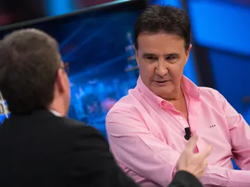 La dura pregunta de José Ramón de la Morena durante una entrevista a su hijo La dura pregunta de José Ramón de la Morena durante una entrevista a su hijo