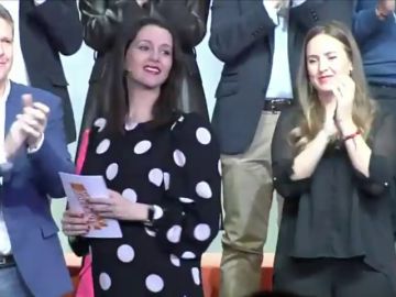 Inés Arrimadas arrasa en la votación de compromisarios, logra un 78% frente al 5,9% de Francisco Igea