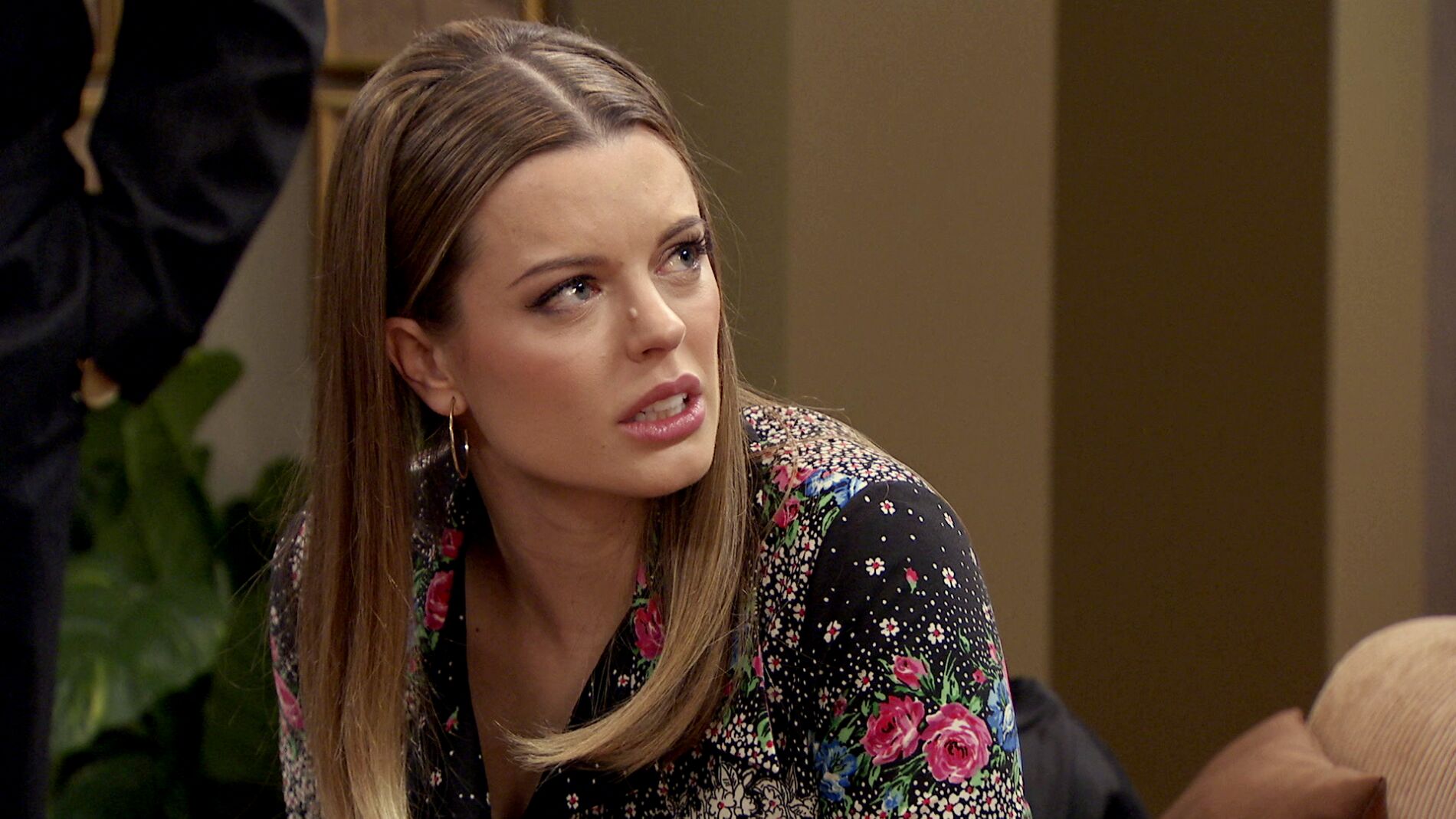 La encerrona que Armando le ha preparado a su hija Lourdes