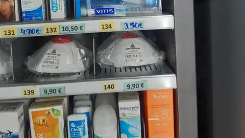 Las mascarillas llegan al vending de la T1 de Madrid Las mascarillas llegan al vending de la T1 de Madrid